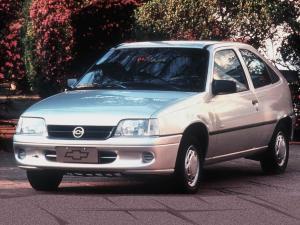Chevrolet Kadett 3-Door 1995 года